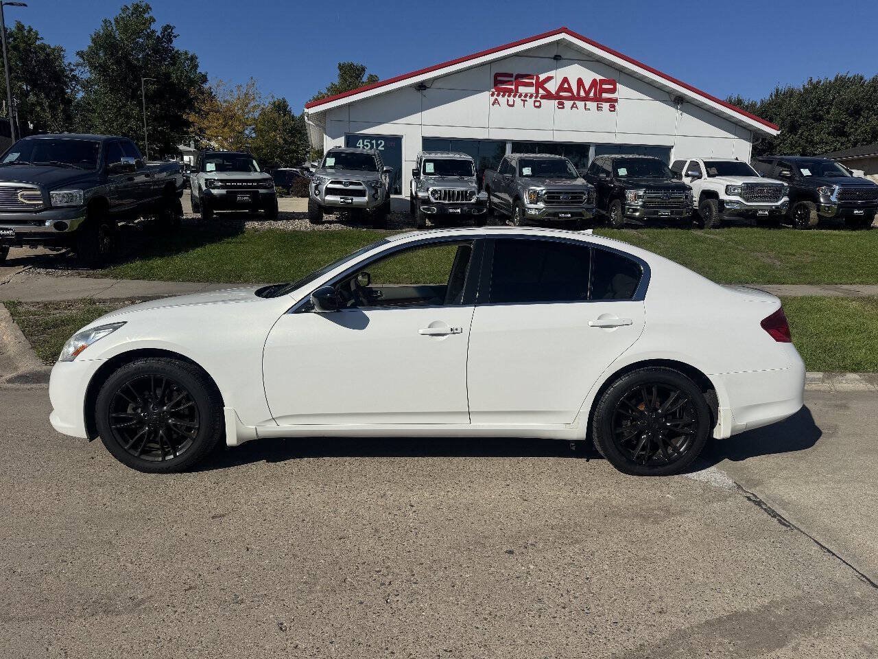 Used 2013 INFINITI G37 x Sedan w/ Premium Pkg AWD/4WD image 3