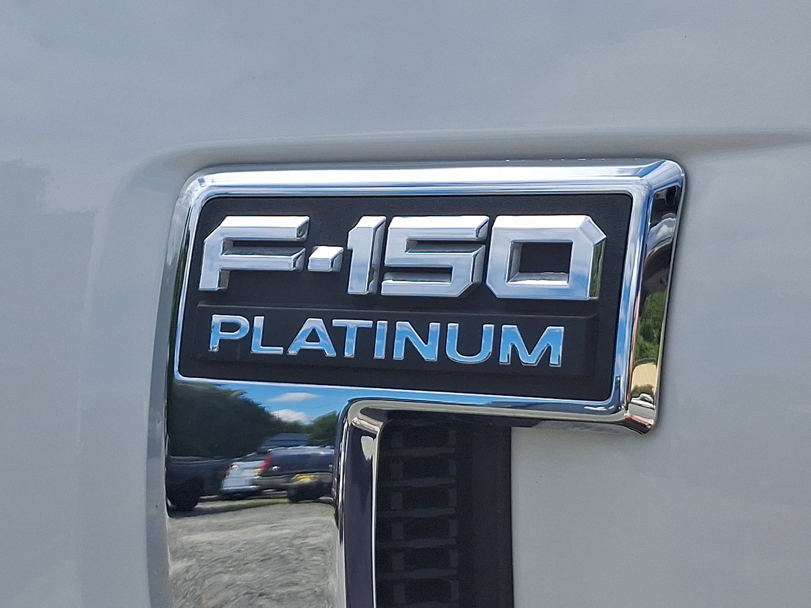 Certified 2023 Ford F150 Platinum w/ Equipment Group 701A High AWD/4WD image 30