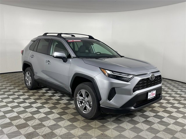 Used 2025 Toyota RAV4 XLE image 24