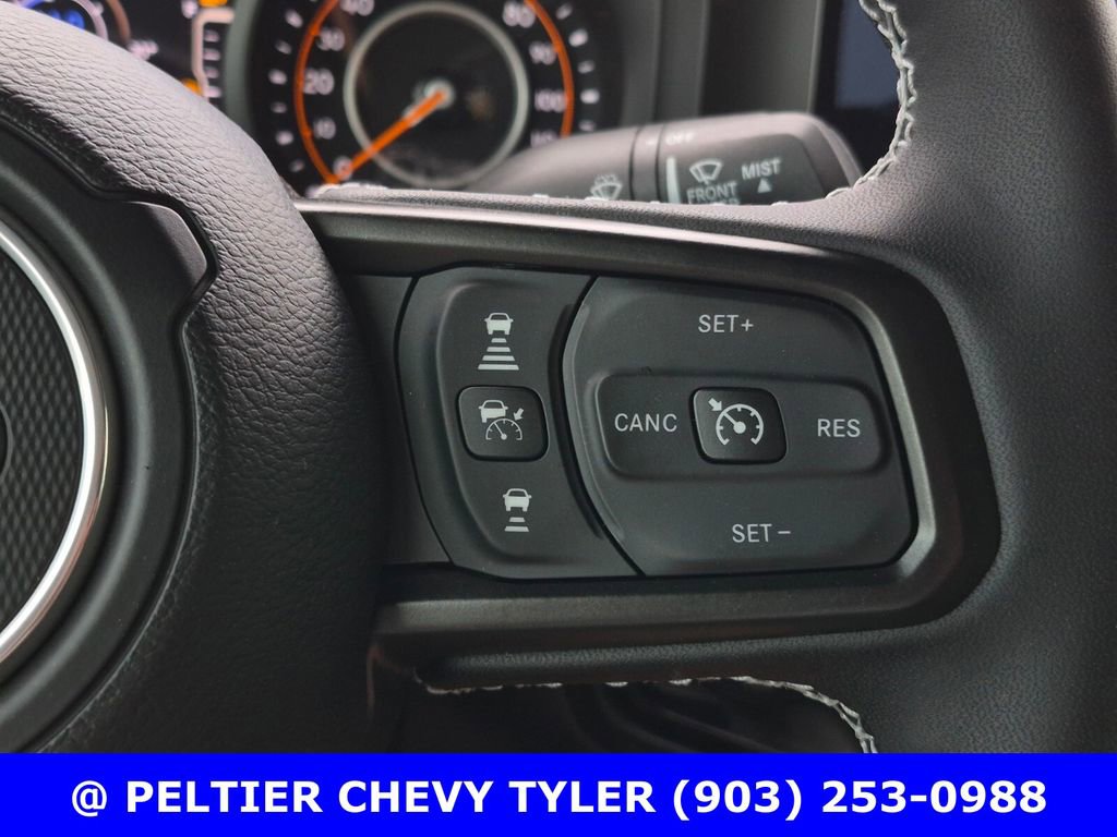 Used 2025 Jeep Gladiator Mojave image 21