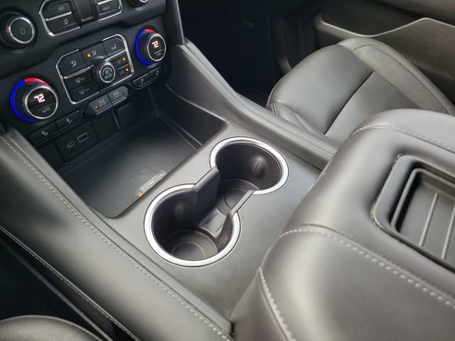Used 2022 Chevrolet Suburban LT RWD image 26