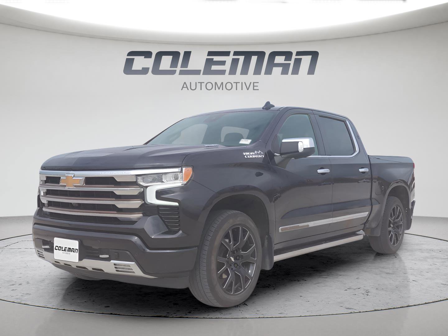 Used 2022 Chevrolet Silverado 1500 High Country w/ High Country Premium Package image 1