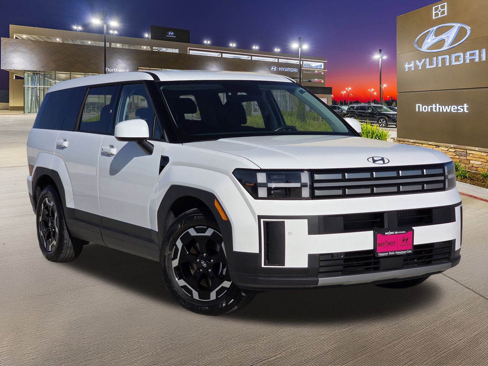 Used 2025 Hyundai Santa Fe SE image 3