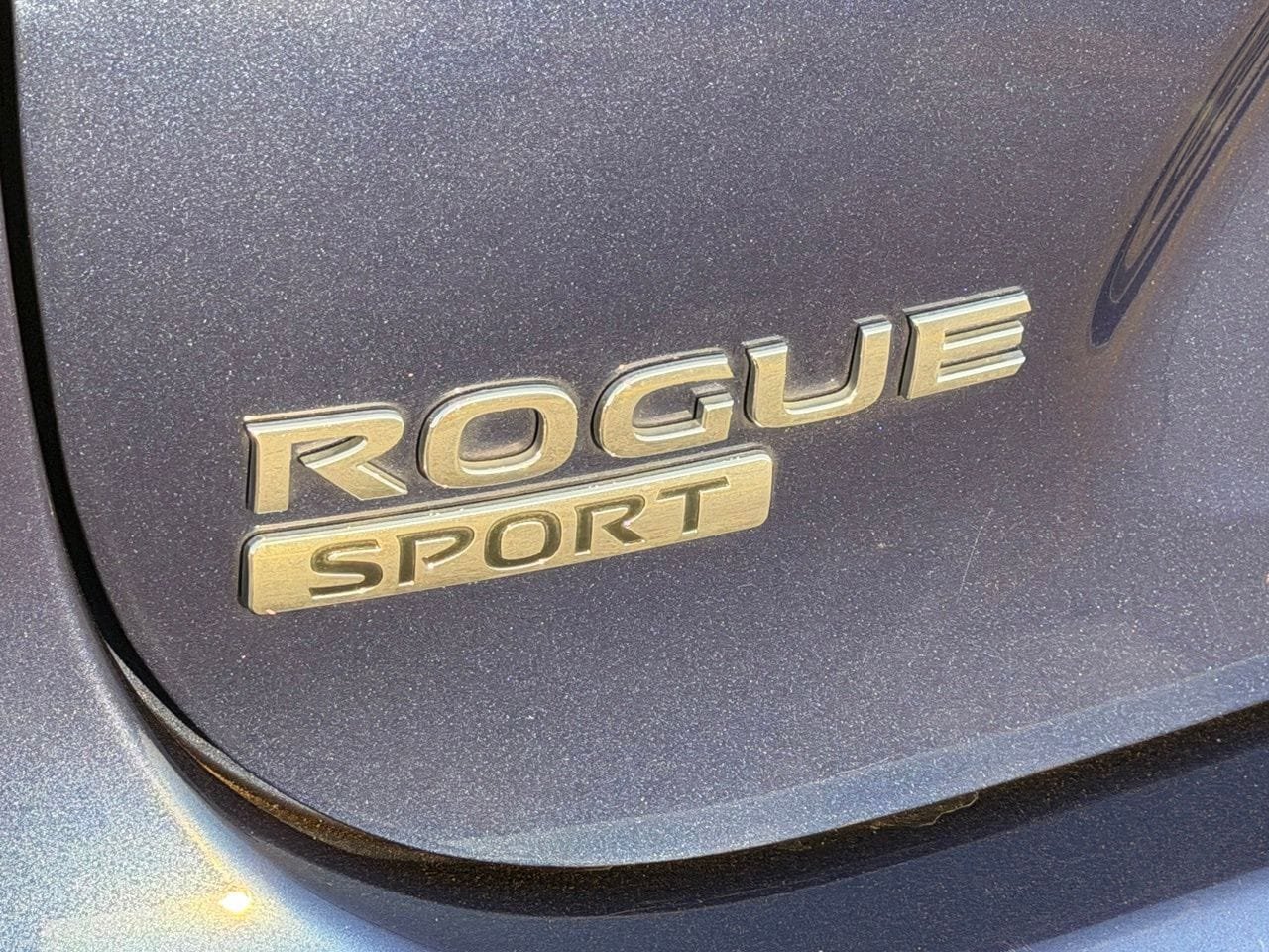 Used 2020 Nissan Rogue Sport S FWD image 7