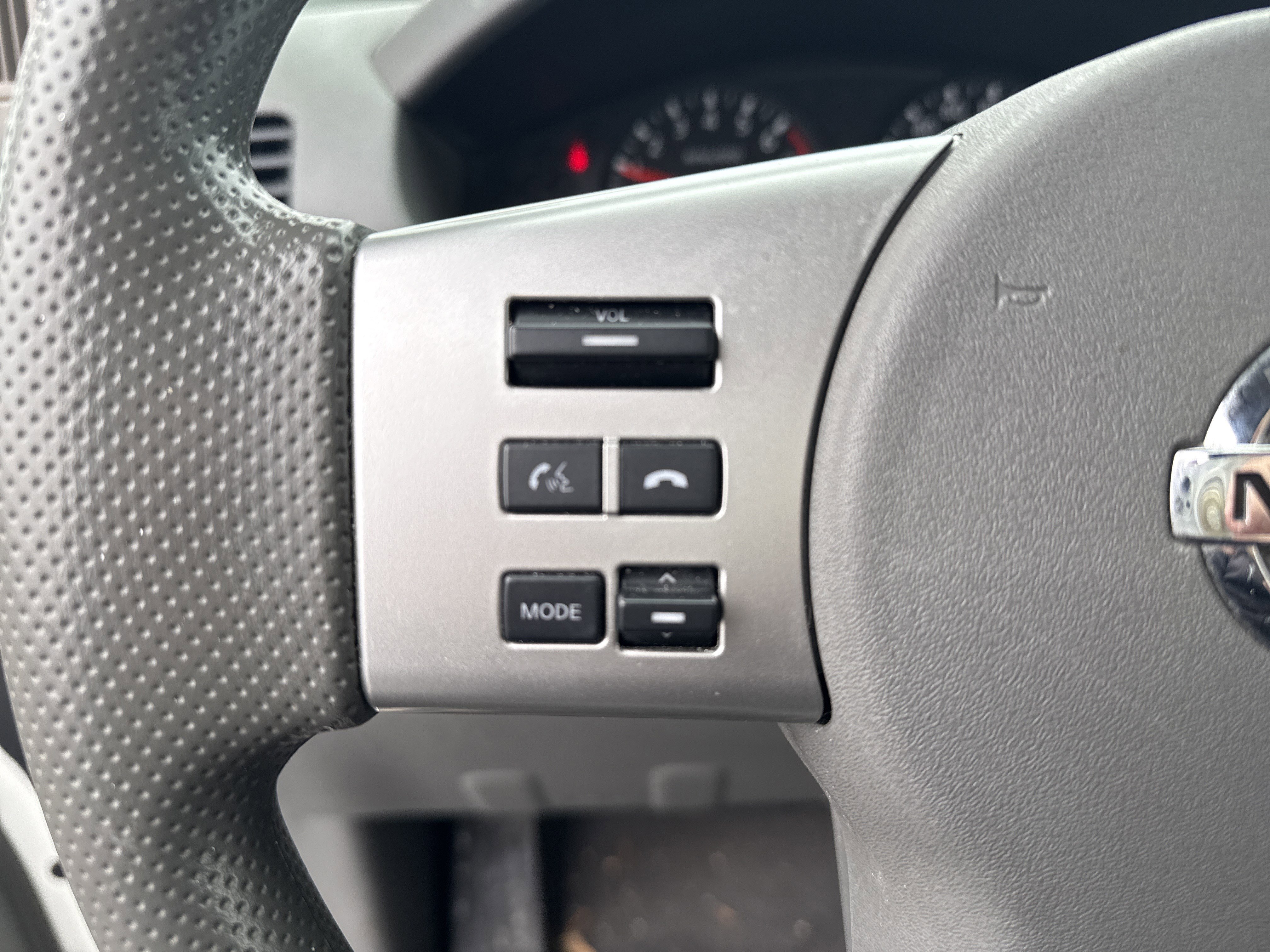 Used 2019 Nissan Frontier S image 16