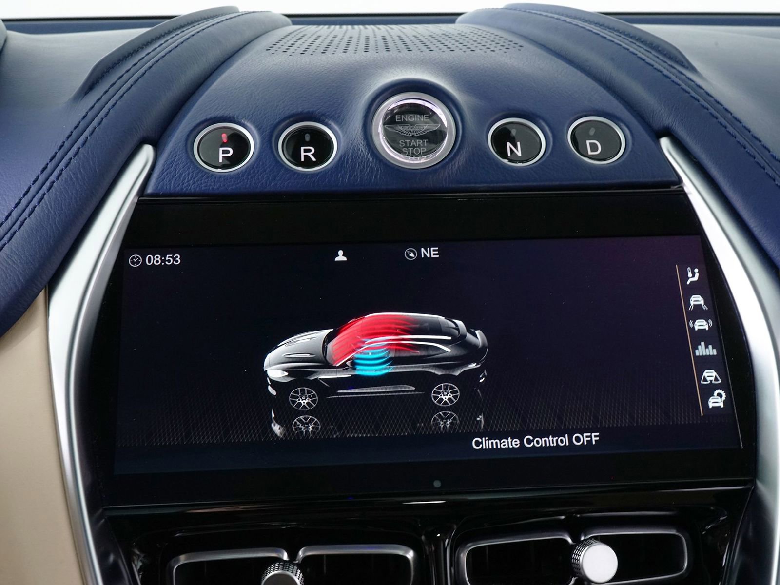 Used 2021 Aston Martin DBX image 29