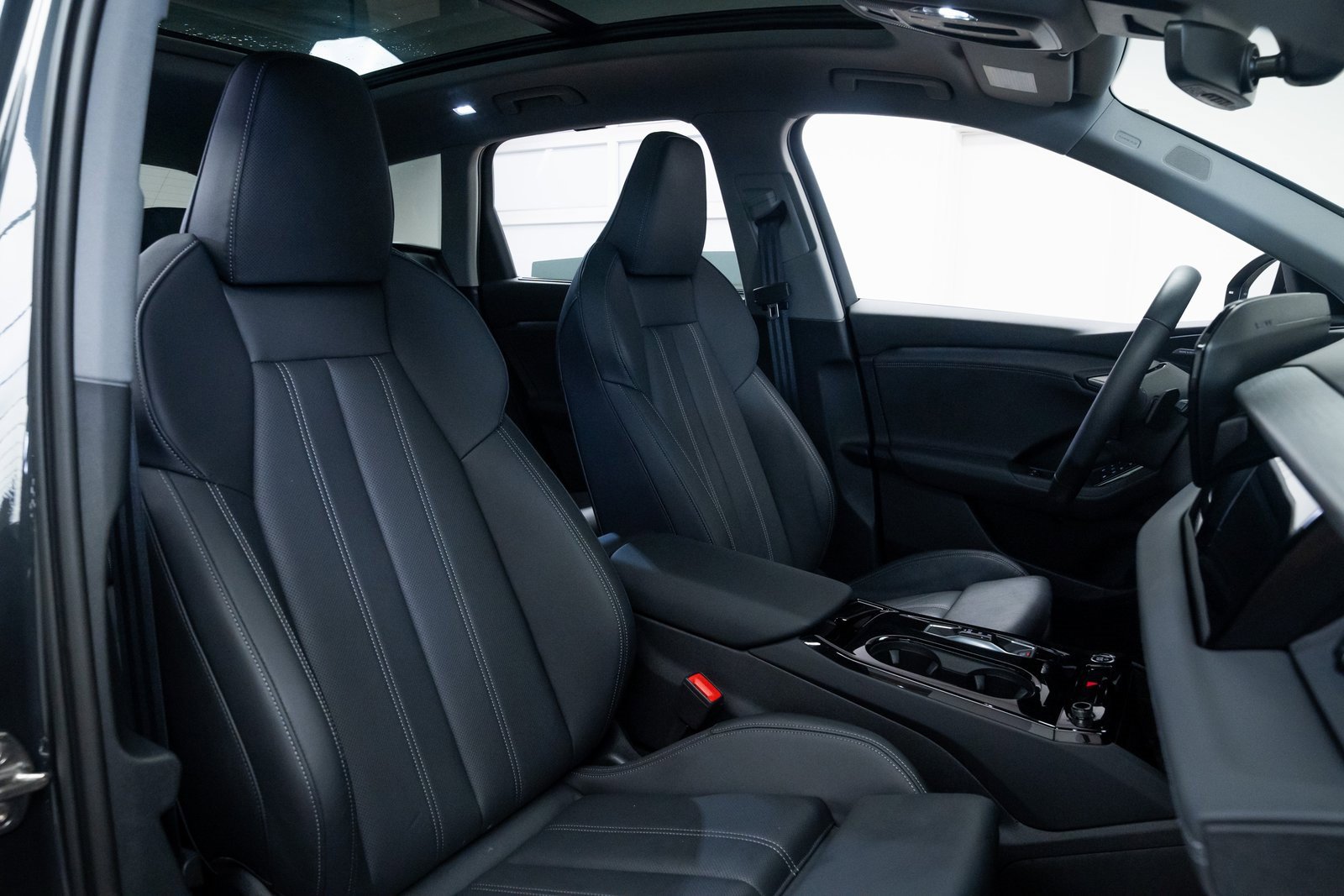 Used 2025 Audi Q6 e-tron Premium Plus w/ Premium Plus image 25