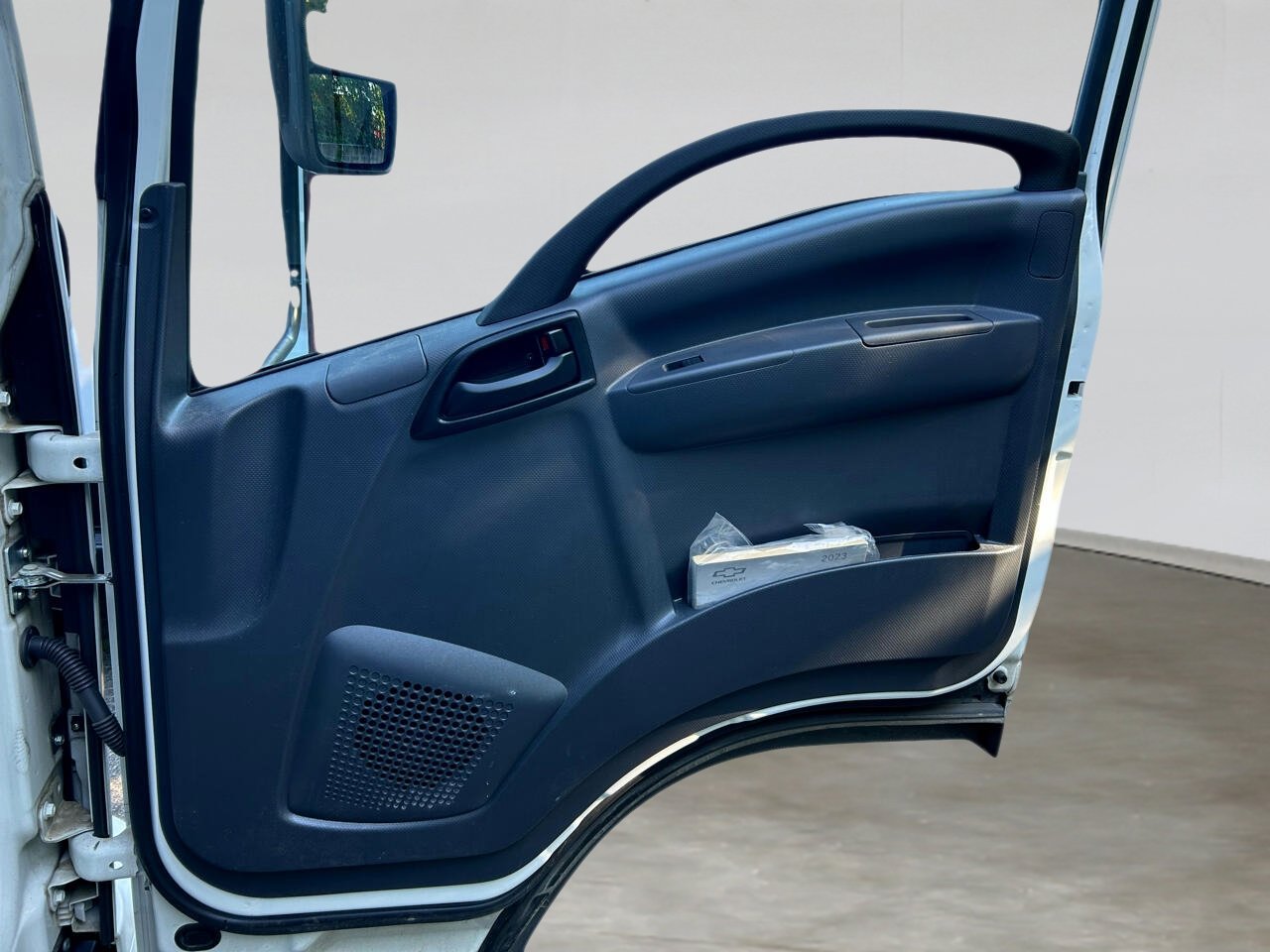 Used 2023 Chevrolet Low Cab Forward 5500XD image 23