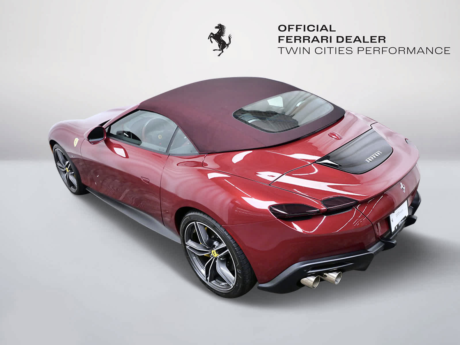 Certified 2025 Ferrari Roma Spider RWD image 5