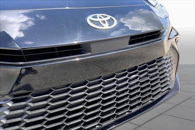 Certified 2025 Toyota Camry SE FWD image 29