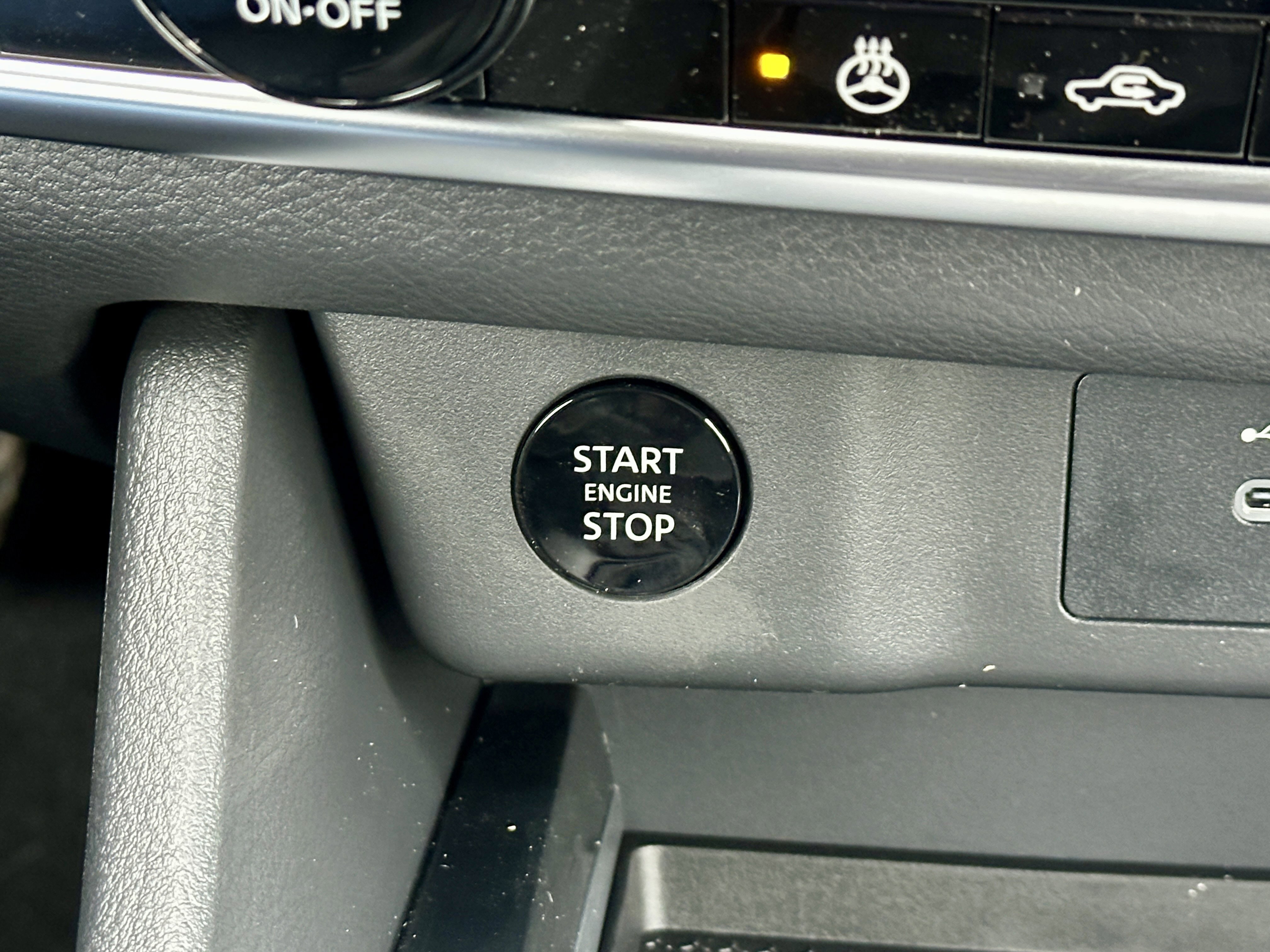 New 2026 Nissan Rogue SV image 10