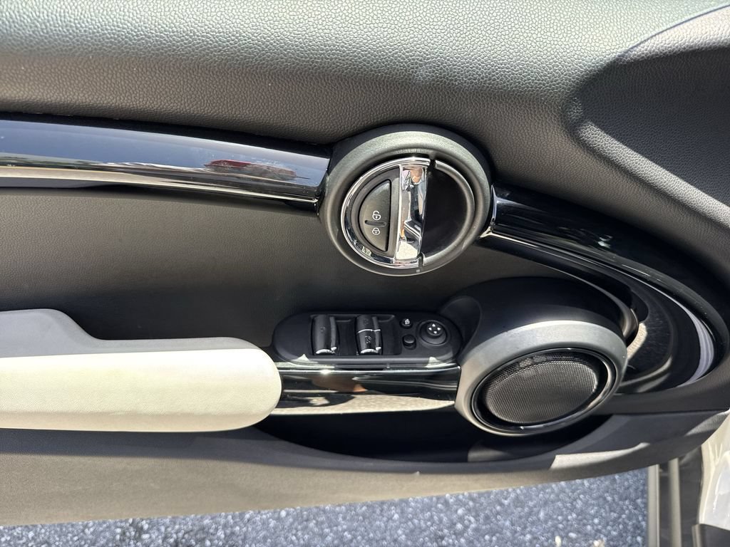 Used 2024 MINI Cooper S FWD image 38