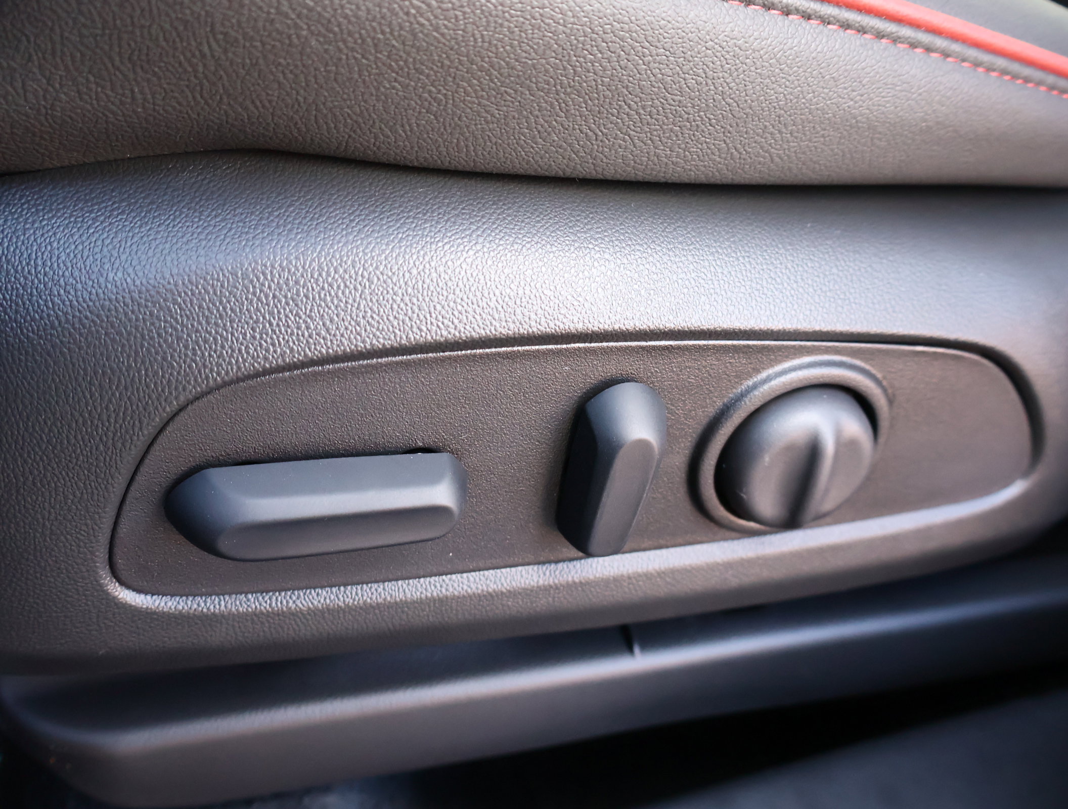 New 2026 Chevrolet TrailBlazer RS w/ Convenience Package image 11