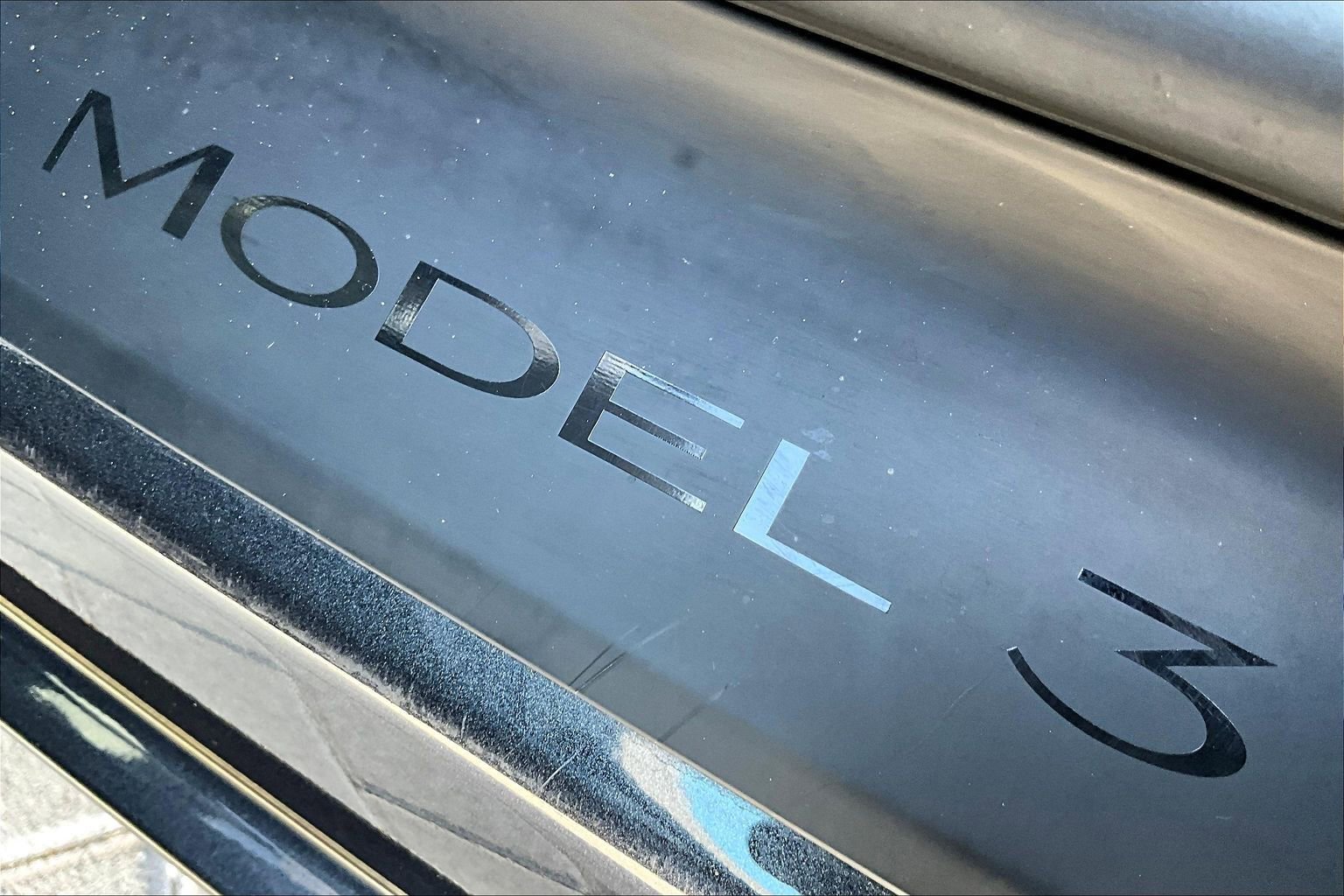 Used 2025 Tesla Model 3 Long Range image 8