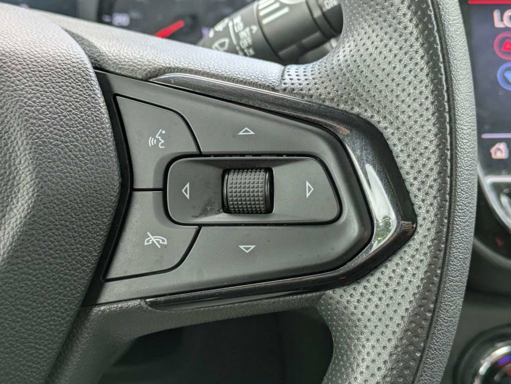Used 2022 Chevrolet TrailBlazer LT w/ Convenience Package AWD/4WD image 32