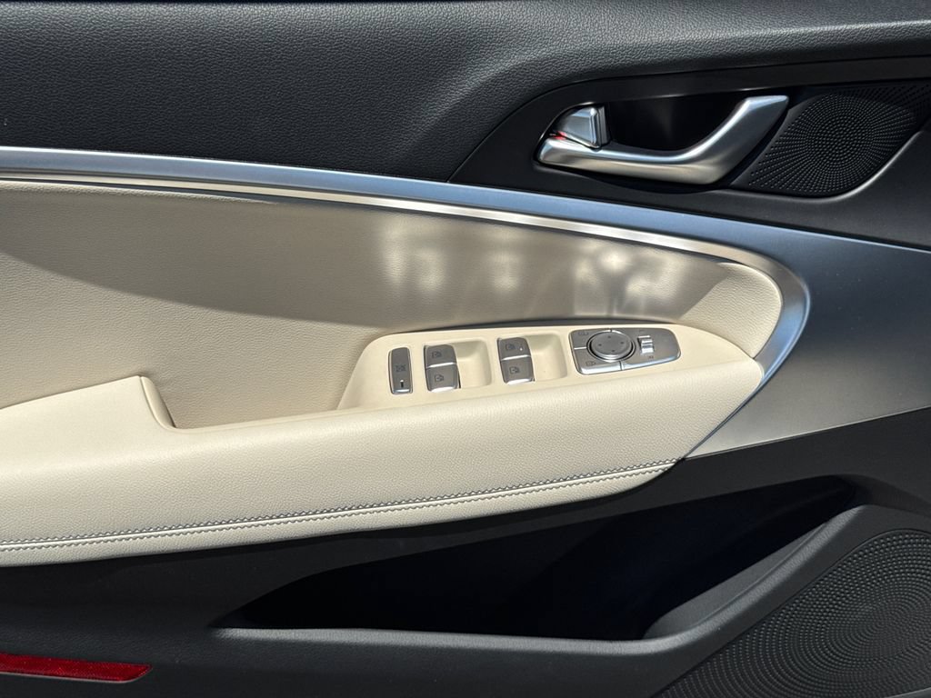 New 2026 Genesis G70 2.5T AWD/4WD image 10
