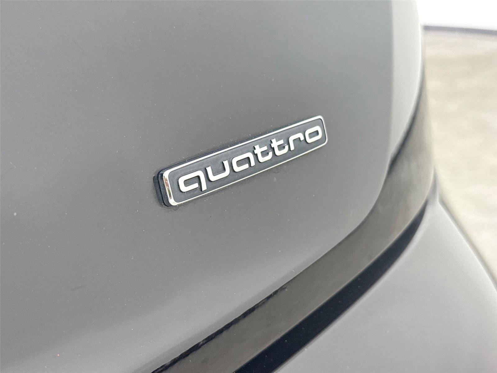 Used 2021 Audi Q5 Premium w/ Convenience Package image 35