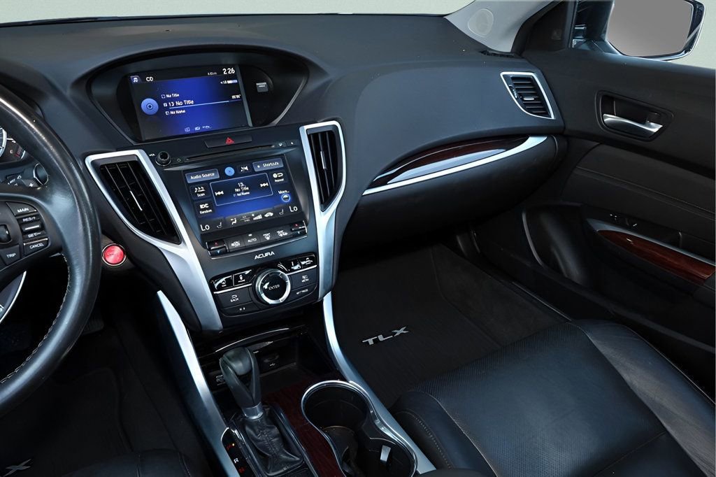 Used 2016 Acura TLX w/ Technology Package FWD image 22