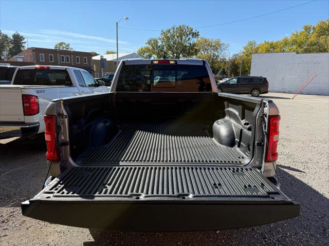 Certified 2025 RAM 1500 Big Horn AWD/4WD image 14