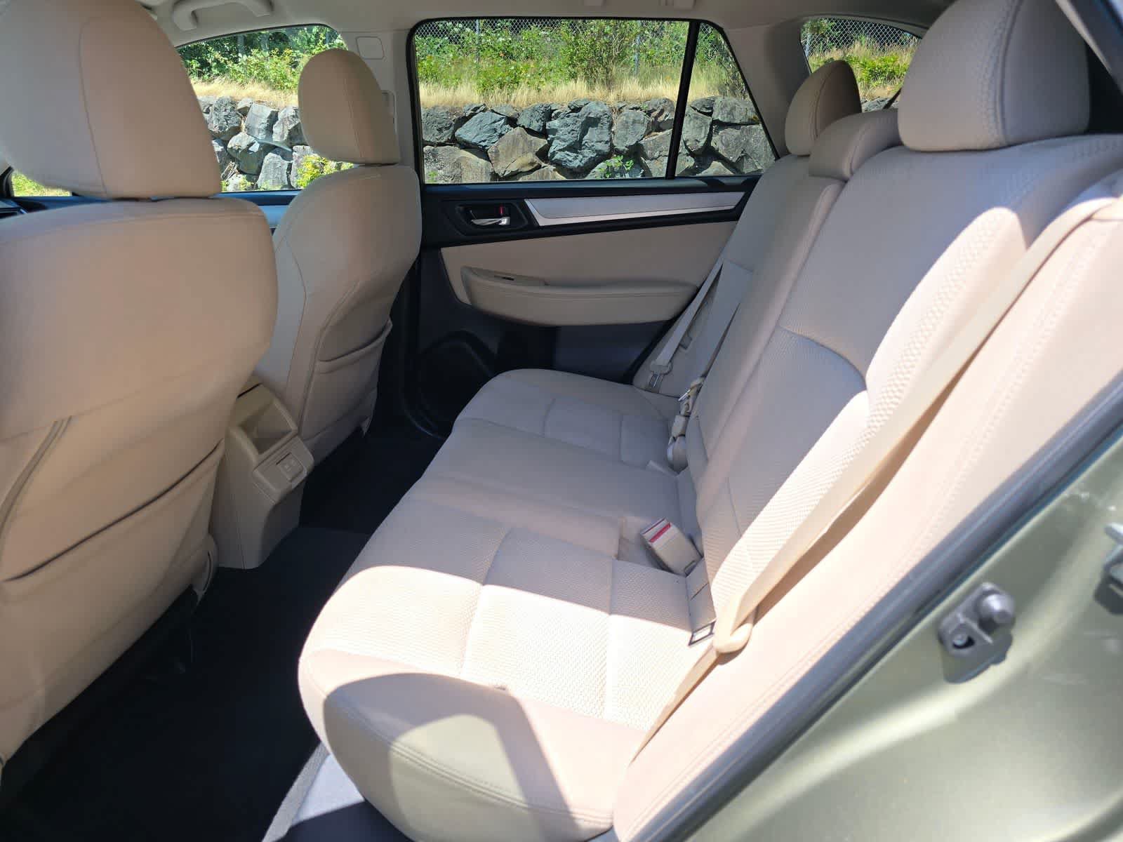 Used 2019 Subaru Outback 2.5i Premium AWD/4WD image 11