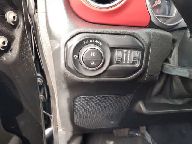 Used 2021 Jeep Gladiator Rubicon w/ Uconnect 4C Nav & Sound Group image 14