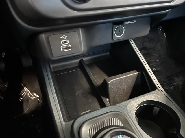Used 2025 Ford Maverick XL w/ Equipment Group 101A AWD/4WD image 21