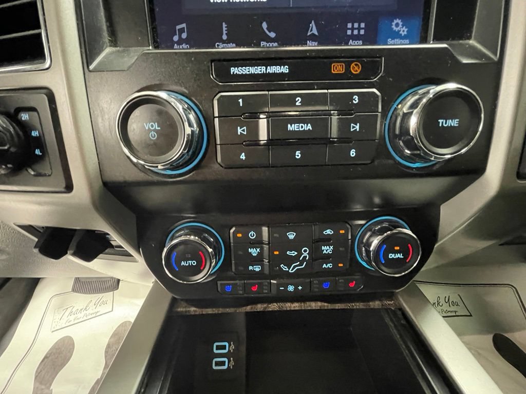 Used 2019 Ford F250 Lariat w/ Lariat Ultimate Package AWD/4WD image 24