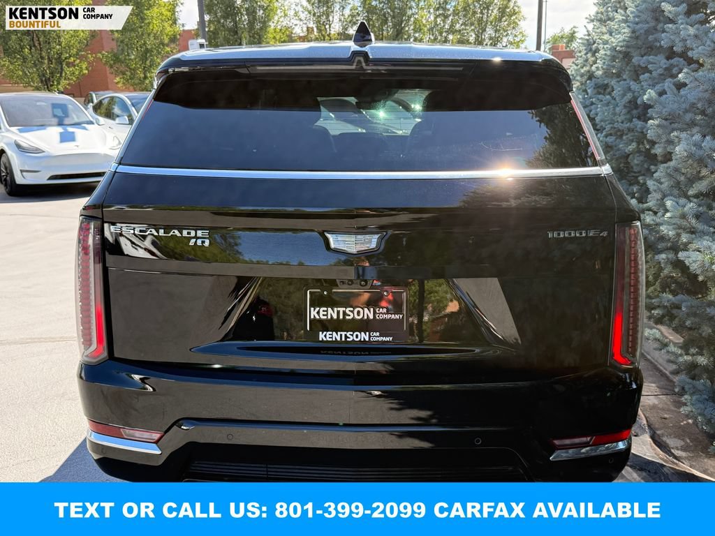 Used 2025 Cadillac Escalade IQ Luxury 2 w/ LPO, Premium Carpet Package AWD/4WD image 7