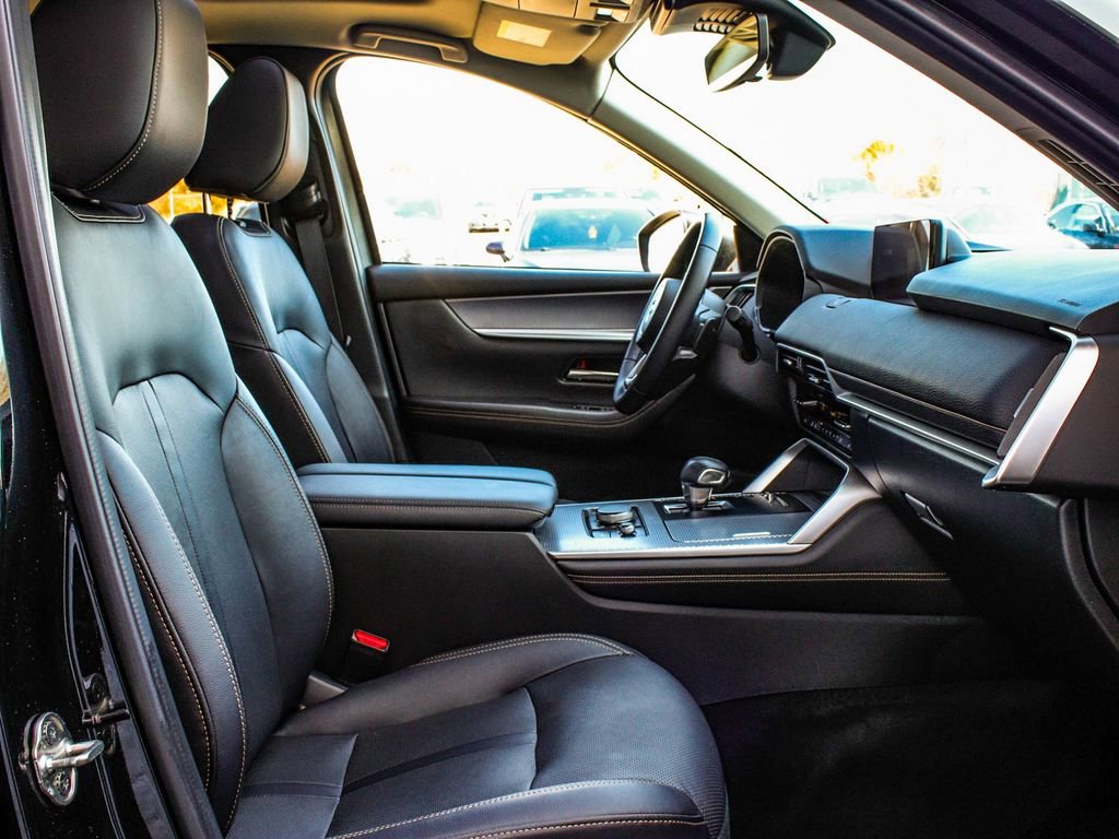 Used 2024 MAZDA CX-90 Plug-In Hybrid w/ Preferred image 43