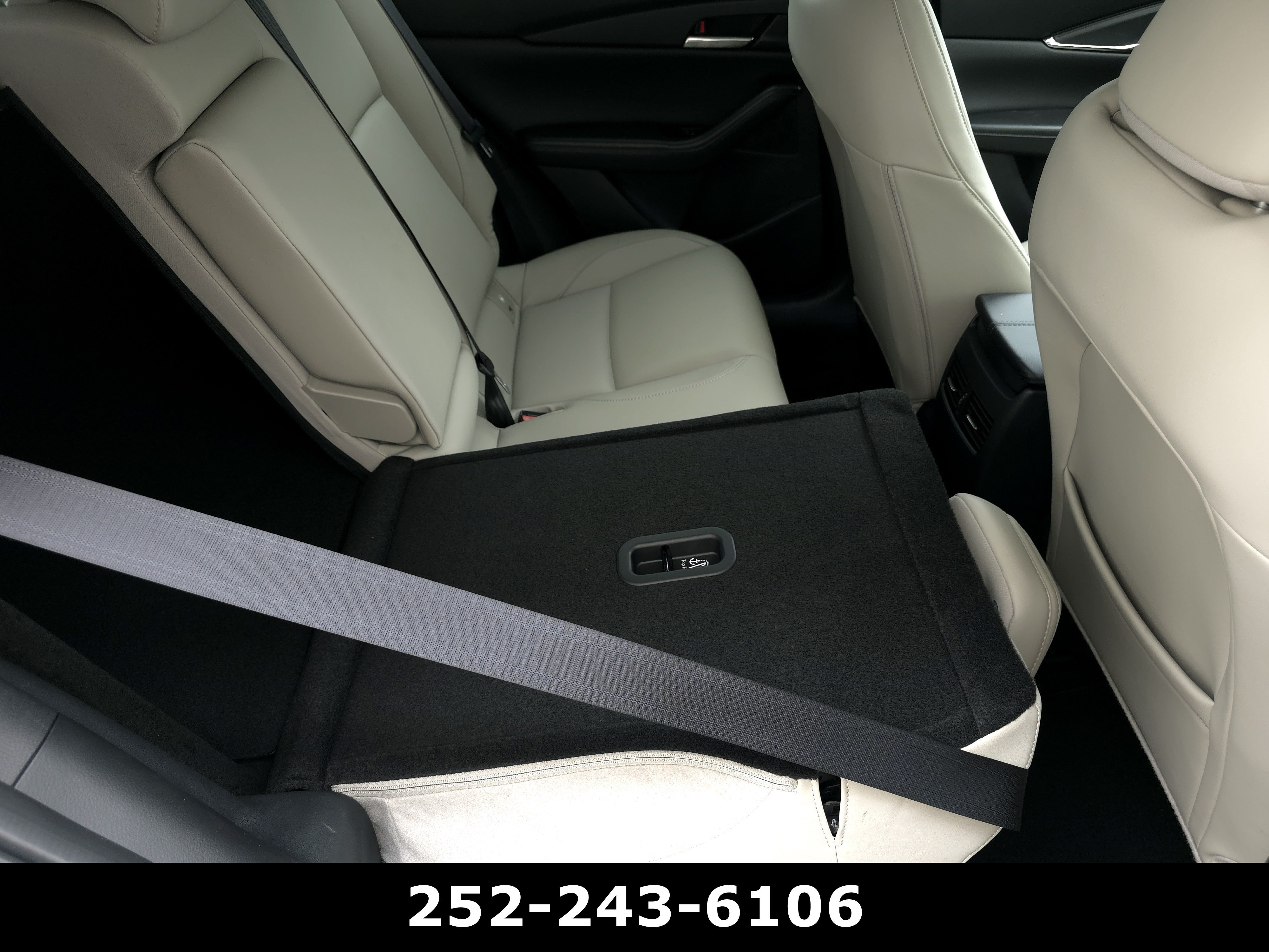 Used 2025 MAZDA CX-30 AWD 2.5 S w/ Preferred Package image 28