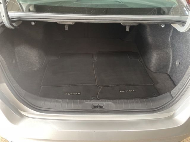 Used 2024 Nissan Altima 2.5 SV image 30