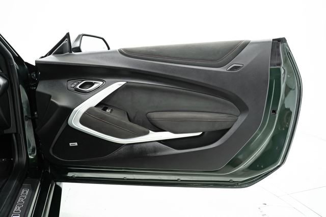 Used 2020 Chevrolet Camaro ZL1 image 22
