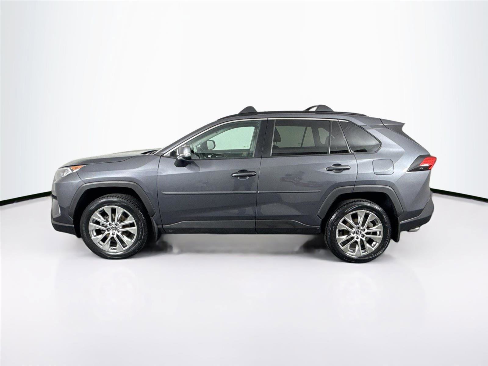 Certified 2020 Toyota RAV4 XLE Premium image 13