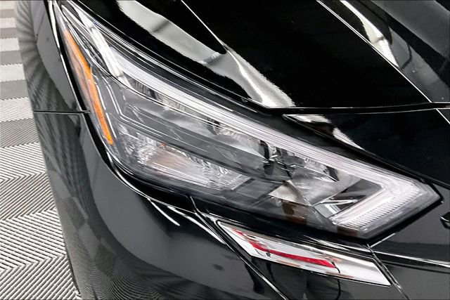 New 2025 Nissan Versa S w/ Trunk Package image 14