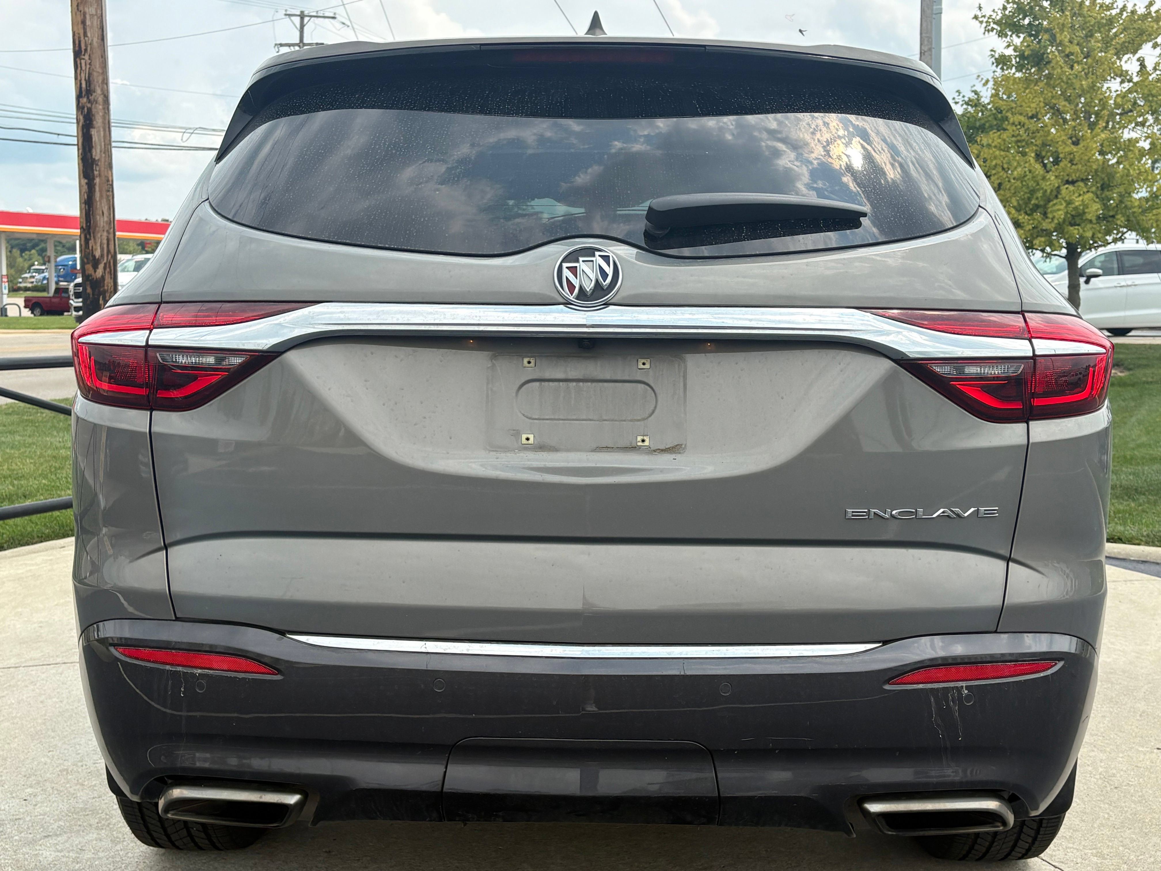 Used 2019 Buick Enclave Premium w/ Experience Buick Package FWD image 6