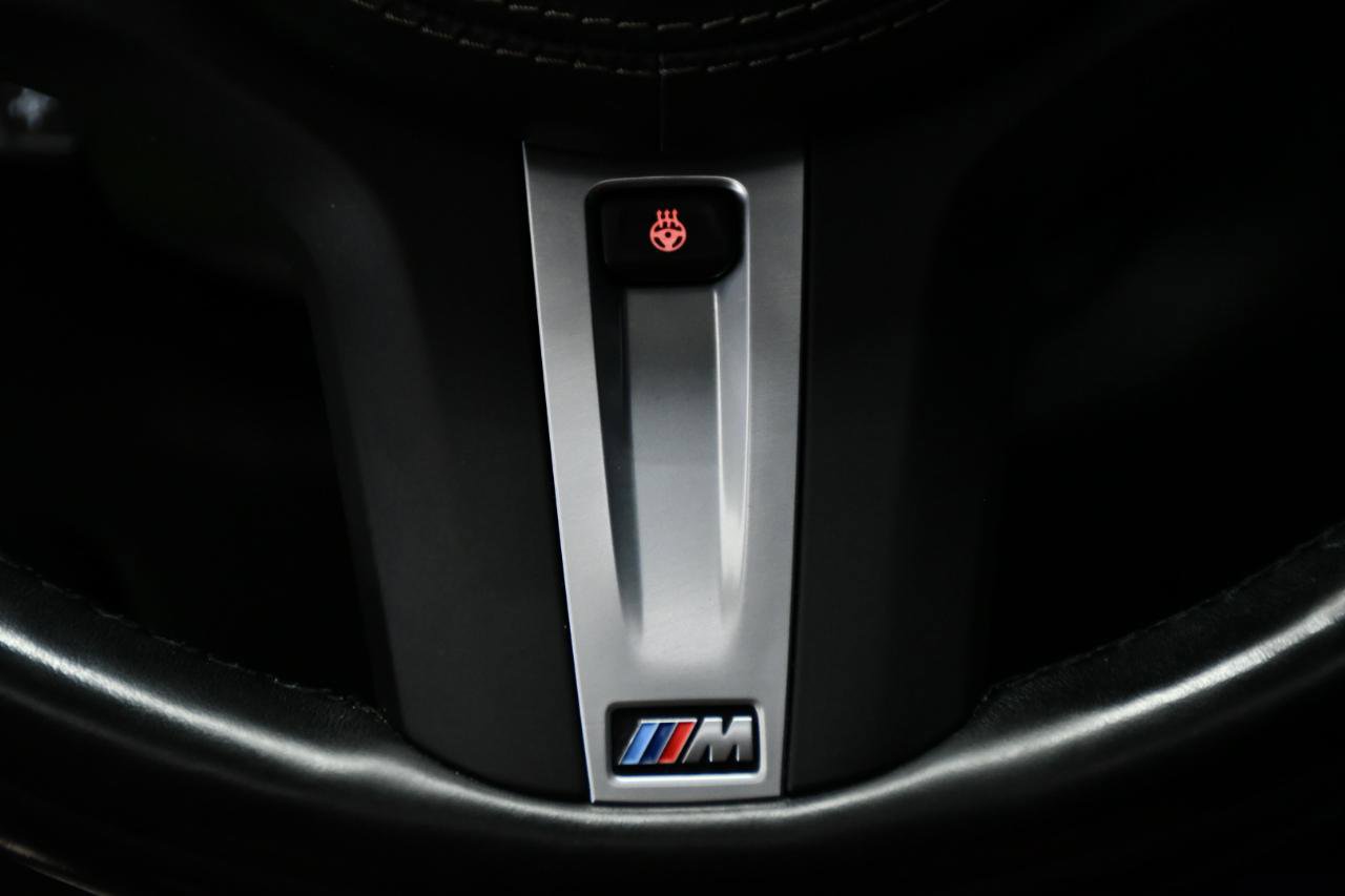 Used 2022 BMW X7 M50i w/ Executive Package image 27