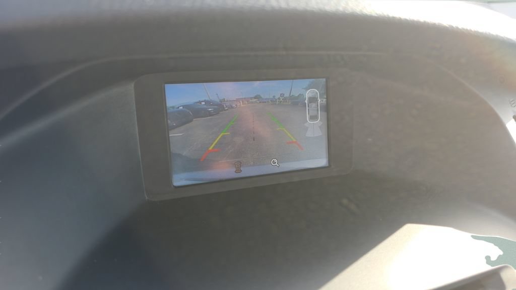 Used 2016 Ford Focus SE w/ Equipment Group 201A FWD image 17