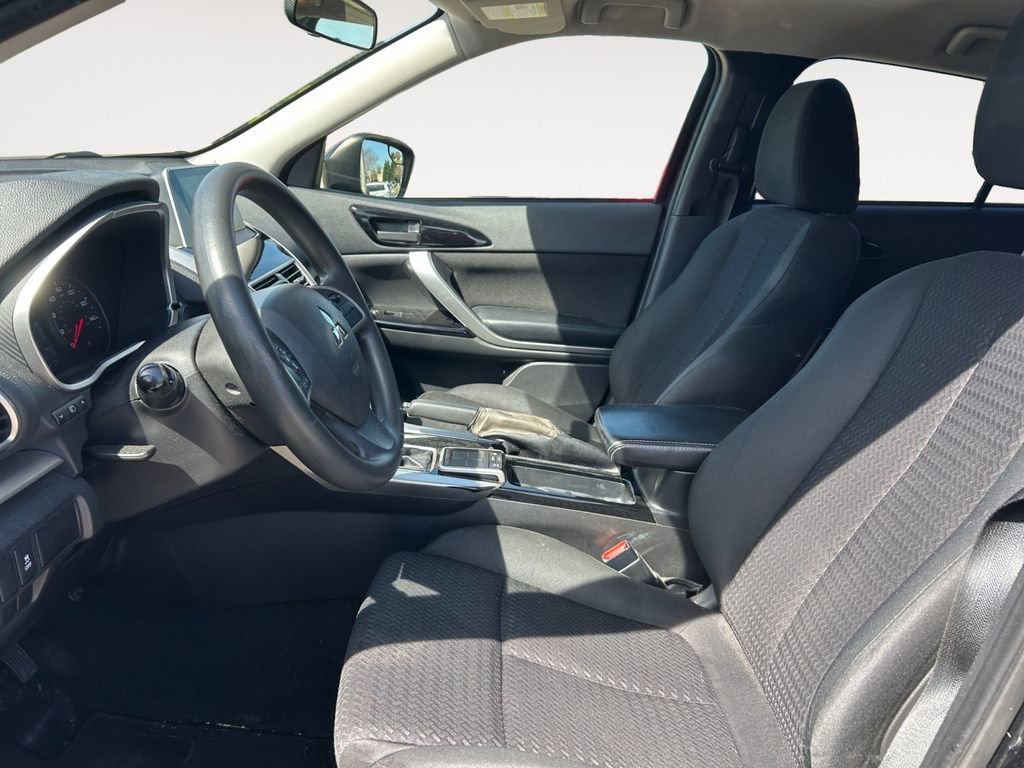 Used 2019 Mitsubishi Eclipse Cross LE AWD/4WD image 9