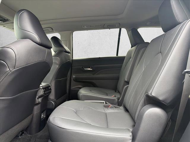 New 2026 Toyota Grand Highlander Limited image 20