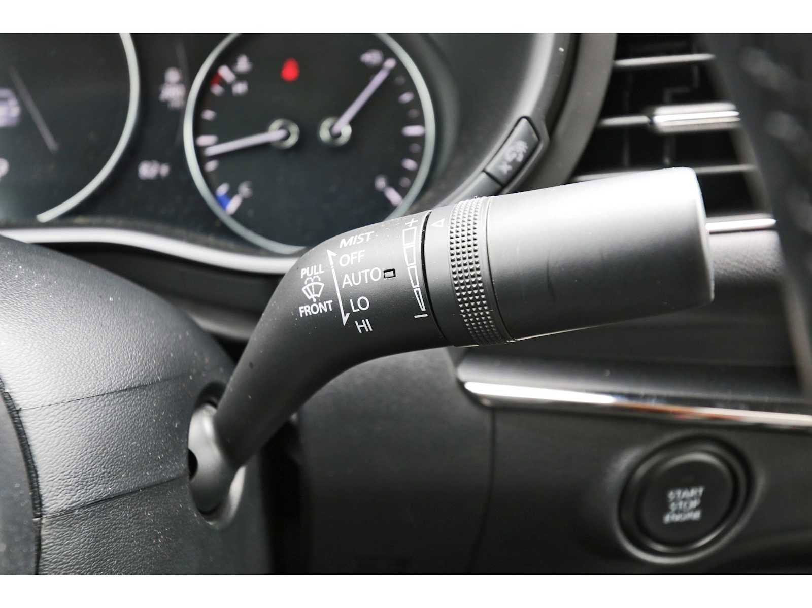 Used 2025 MAZDA MAZDA3 s FWD image 18