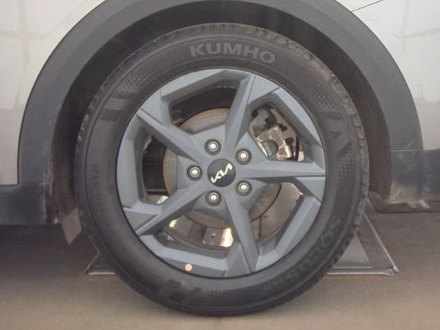 Used 2026 Kia K4 FWD image 23