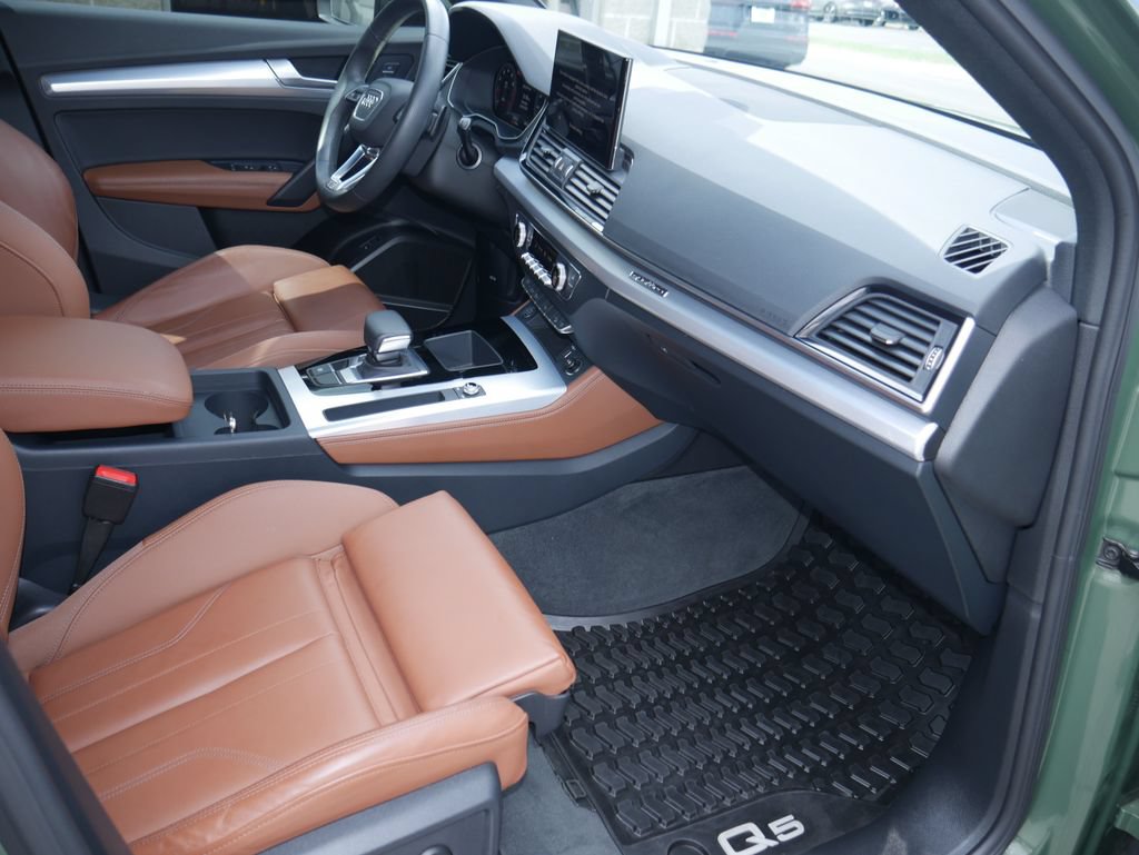 Certified 2024 Audi Q5 2.0T Premium Plus AWD/4WD image 30