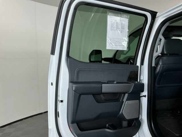 Used 2025 Ford F450 Lariat w/ FX4 Off-Road Package AWD/4WD image 30