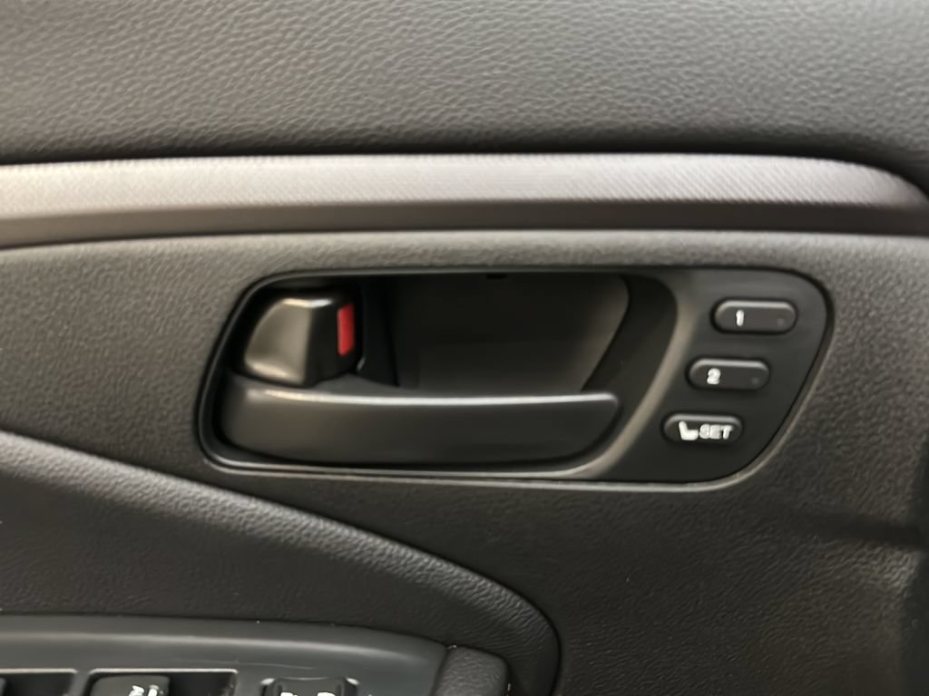 Certified 2023 Honda Passport TrailSport image 15