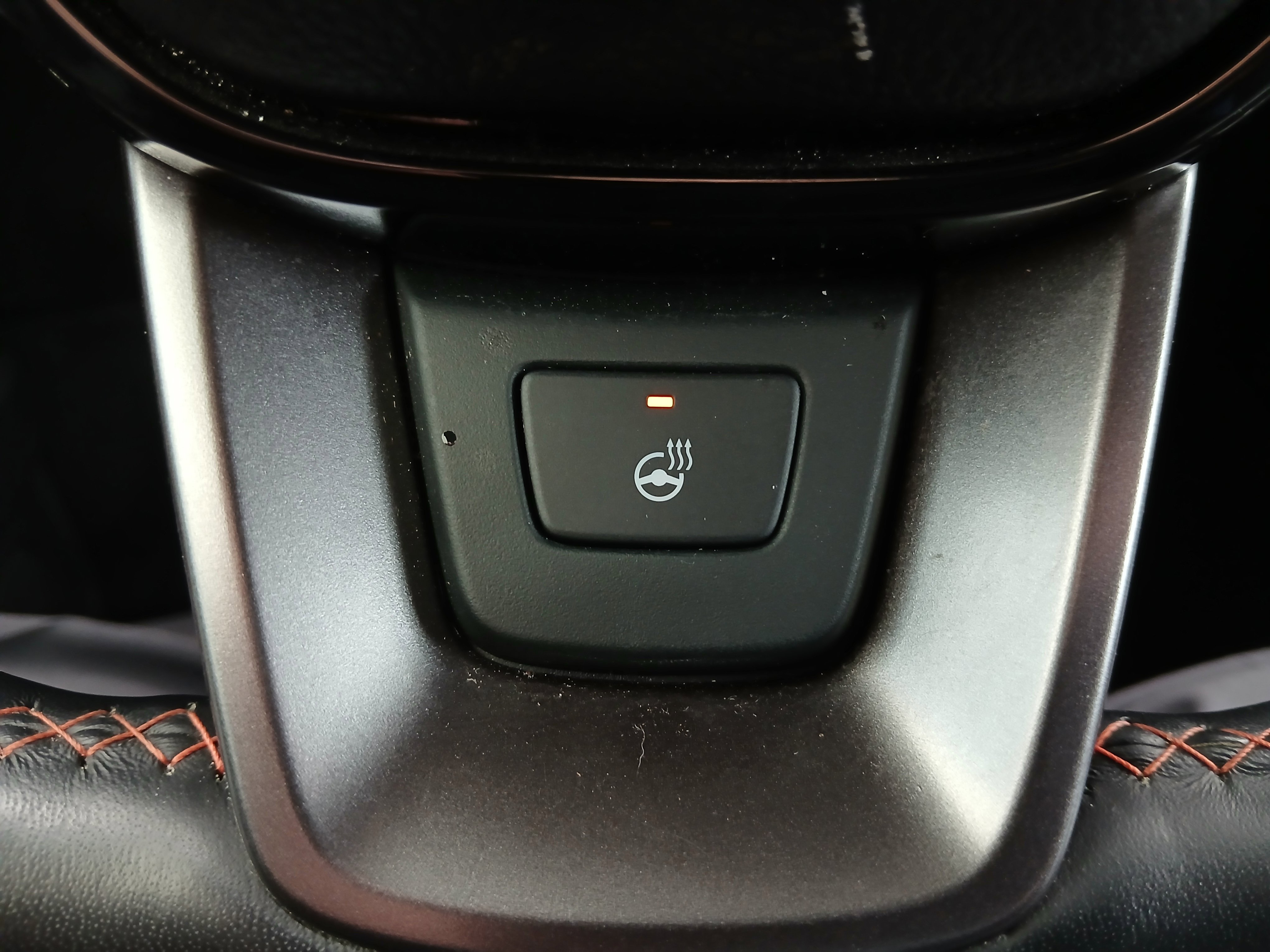 Used 2025 Honda Pilot TrailSport image 13