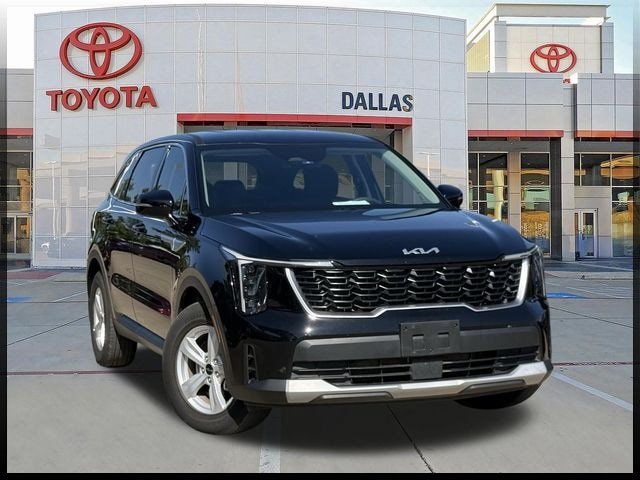 Used 2025 Kia Sorento LX