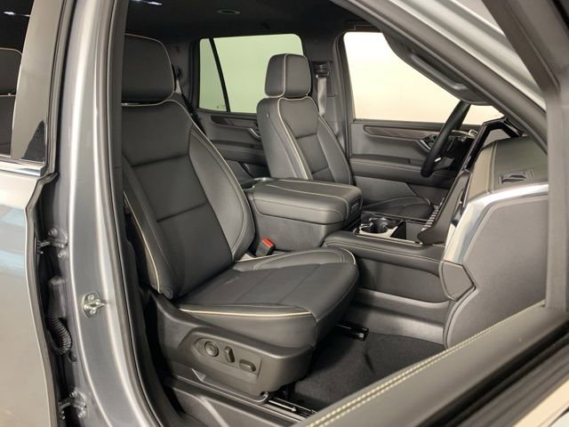 Used 2025 GMC Yukon Elevation w/ LPO, Floor Liner Package image 40