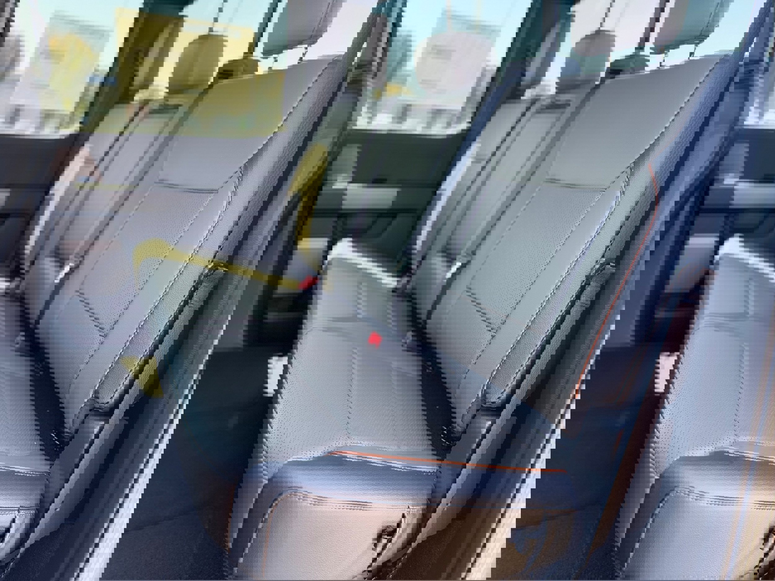 New 2025 Ford F150 Lariat w/ Equipment Group 501A Mid image 16