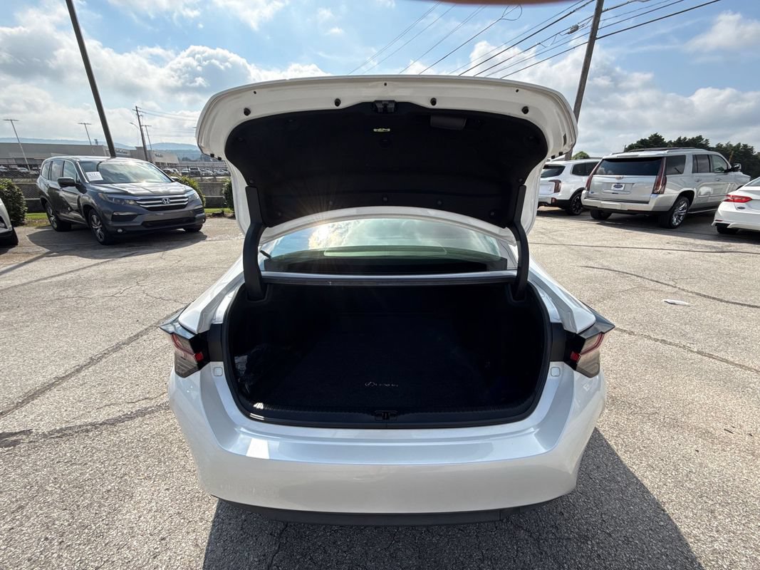 Used 2020 Lexus RC 300 w/ Accessory Package RWD image 11