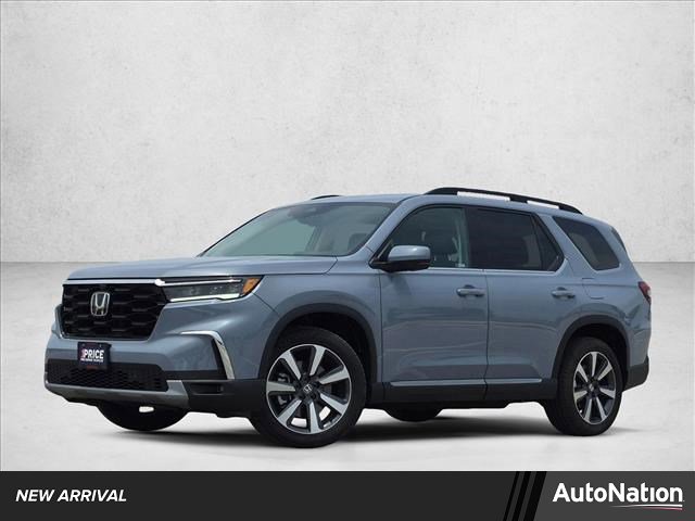 Used 2025 Honda Pilot Elite image 1